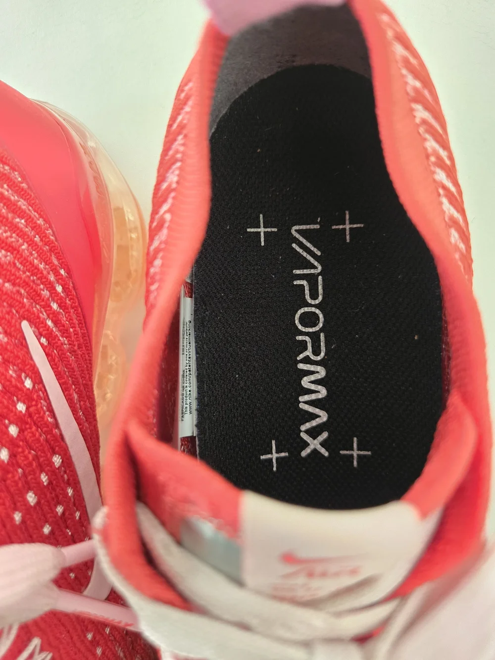 Nike Air VaporMax Flyknit 3 Track Red/Pink/White Low Top Sneakers  Sz 8/EUR 39
